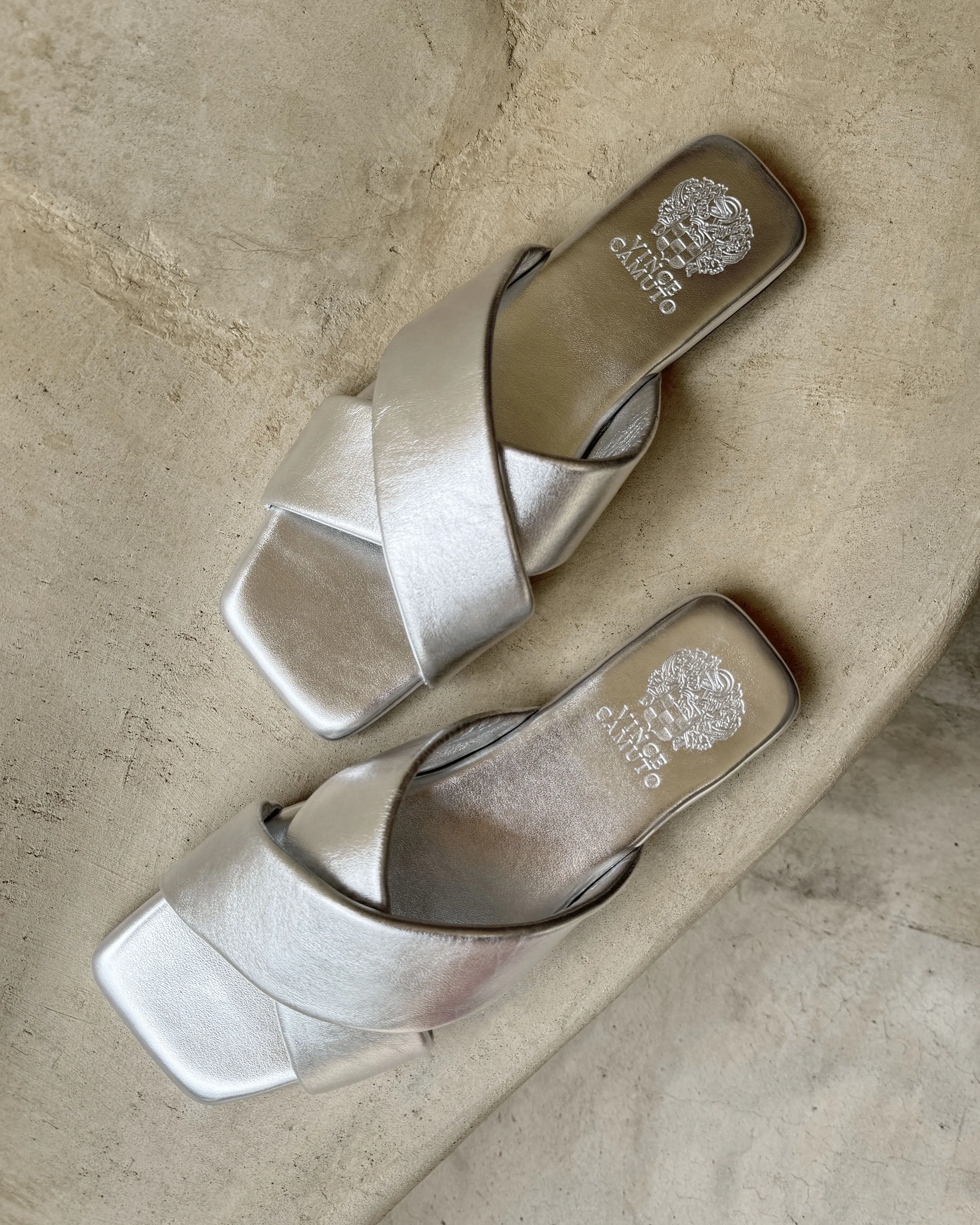 Alannie Sandal